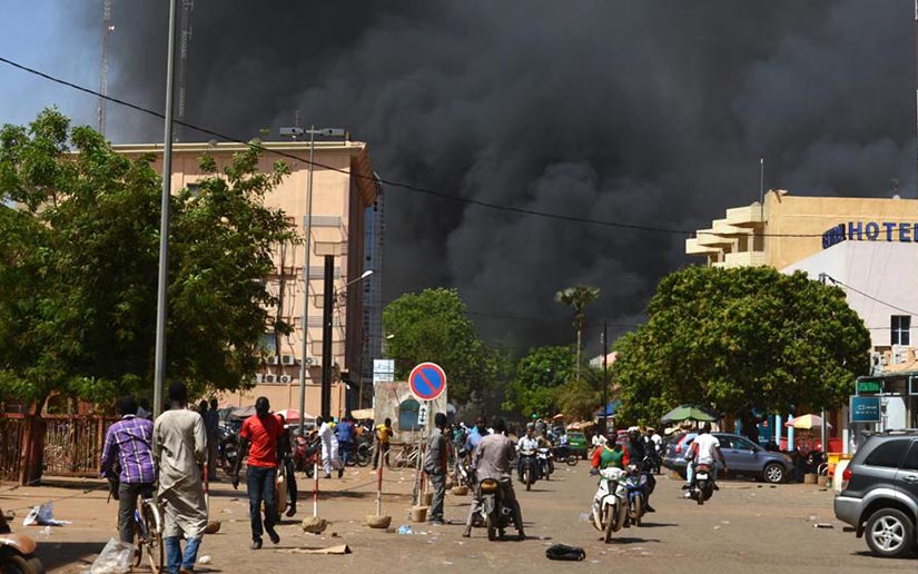 Atacan embajada de Francia en Burkina Faso
