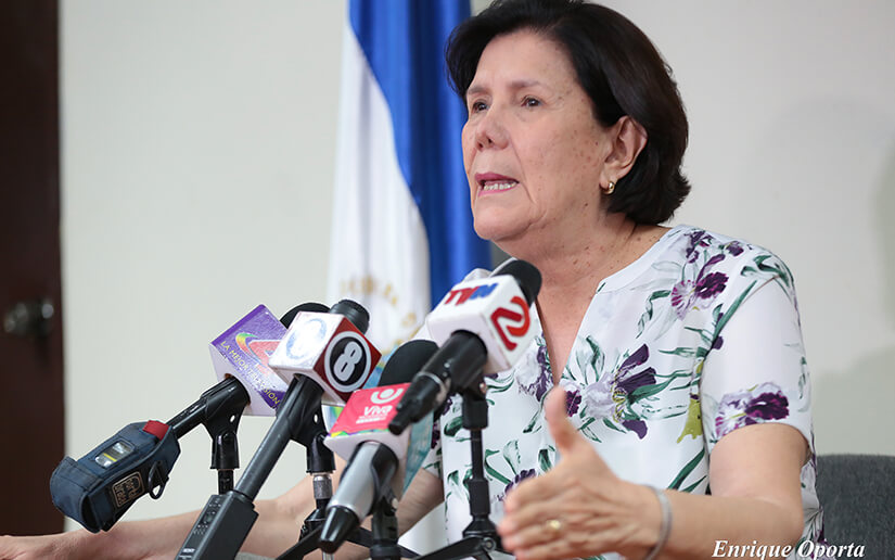 Ministra de Familia destaca beneficios brindados por el Buen Gobierno a través del Seguro Social