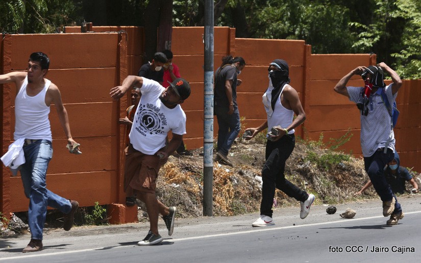 Promotores del odio siembran el terror en las inmediaciones de la UNA