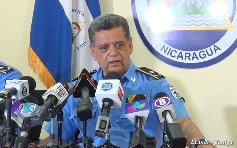Policía entrega a familiares y comisiones de sacerdotes a detenidos por graves alteraciones al Orden Público