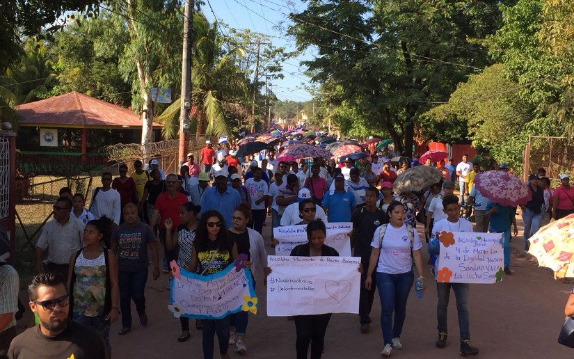 Municipios de la Costa Caribe Norte realizan caminata en el Día de la Dignidad Nacional