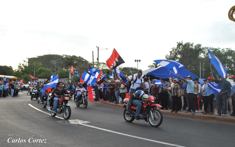 Capitalinos celebran inicio de diálogo nacional por la paz en Nicaragua