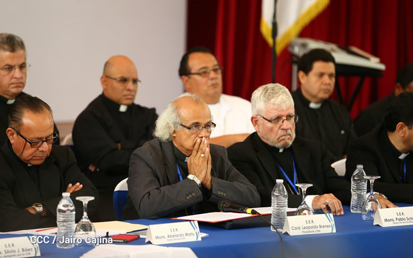 Cardenal Brenes: “Les pedimos ser artífices y constructores de la paz”
