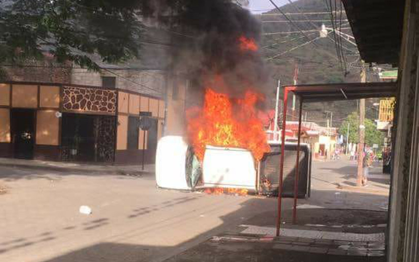 Dos Policías lesionados en ataque a complejo policial en Jinotega