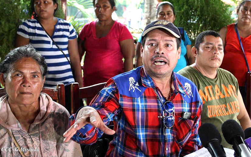 Líder campesino participante del Diálogo Nacional retira tranques en carreteras