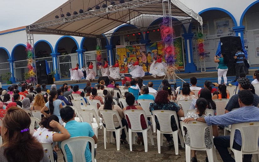 Realizan canto a la madre en Masaya
