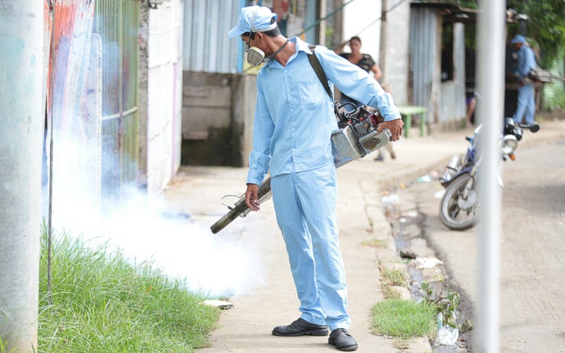 Minsa fumiga más de 300 viviendas en el barrio Oscar Turcios