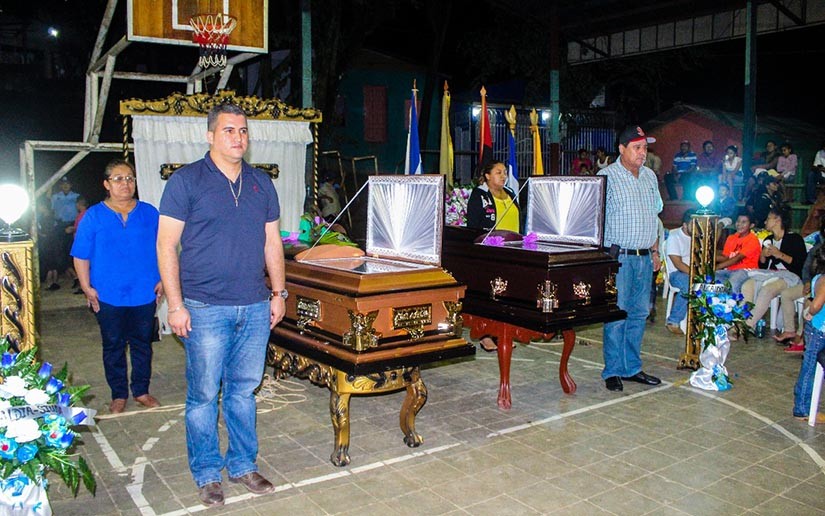Policía rinde homenaje póstumo a oficiales asesinados en Mulukukú