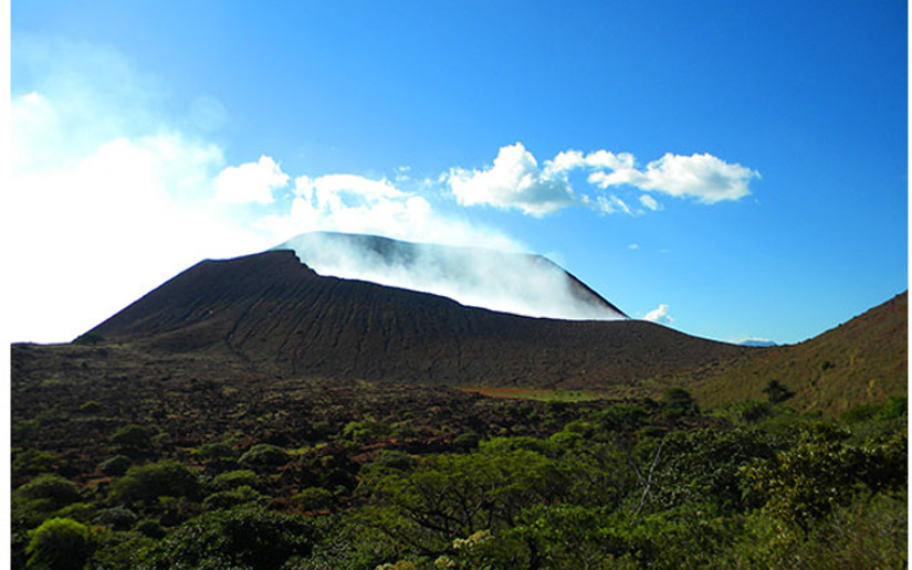 INETER informa de actividad en el volcán Telica   