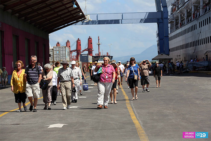 2 mil turistas extranjeros arriban a Puerto Corinto
