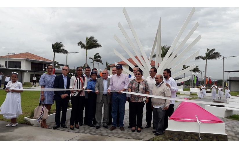 EPN inaugura primera parte de IV Etapa en Puerto Salvador Allende