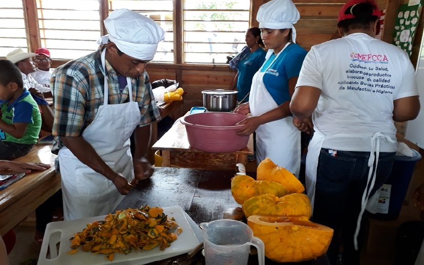 Mefcca imparte taller sobre alimentación y nutrición a protagonistas del Caribe Norte