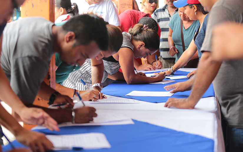 Nicaragüenses firman carta demandando Justicia para las víctimas del terrorismo