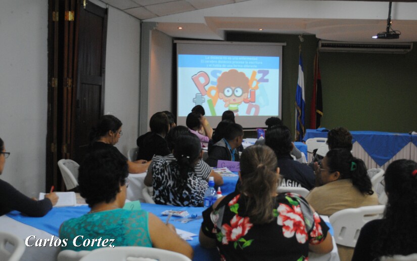 Docentes de las Escuelas Normales presentan proyectos innovadores