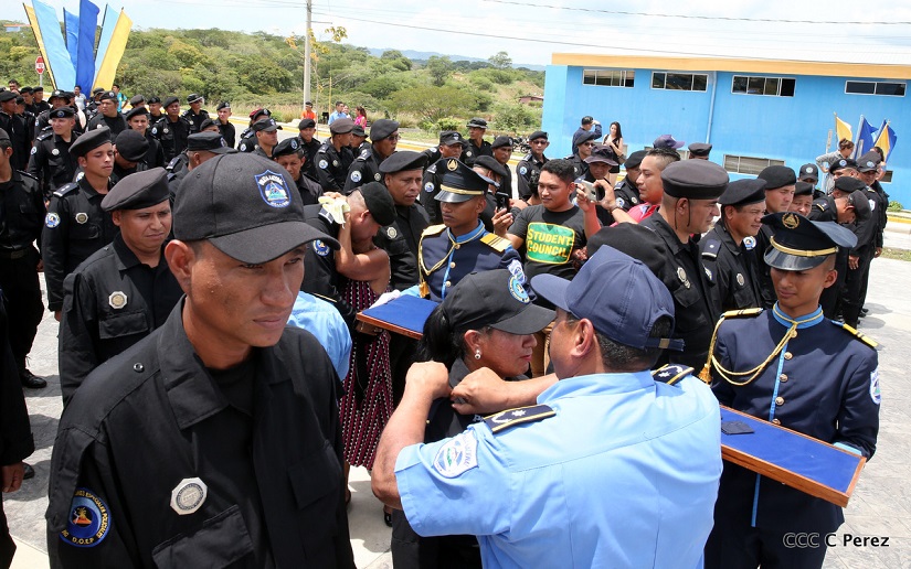 Oficiales ascendidos de la DOEP más comprometidos por seguir conquistando la paz en Nicaragua