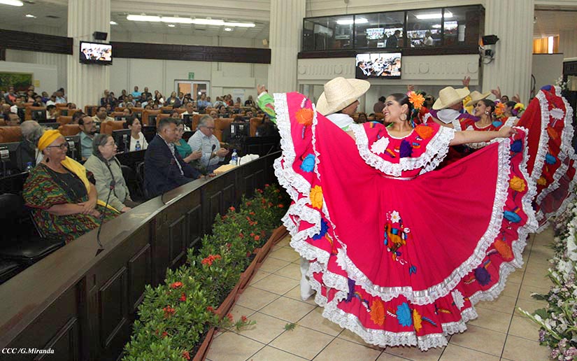 Asamblea Nacional realiza acto cultural en celebración de Fiestas Patrias