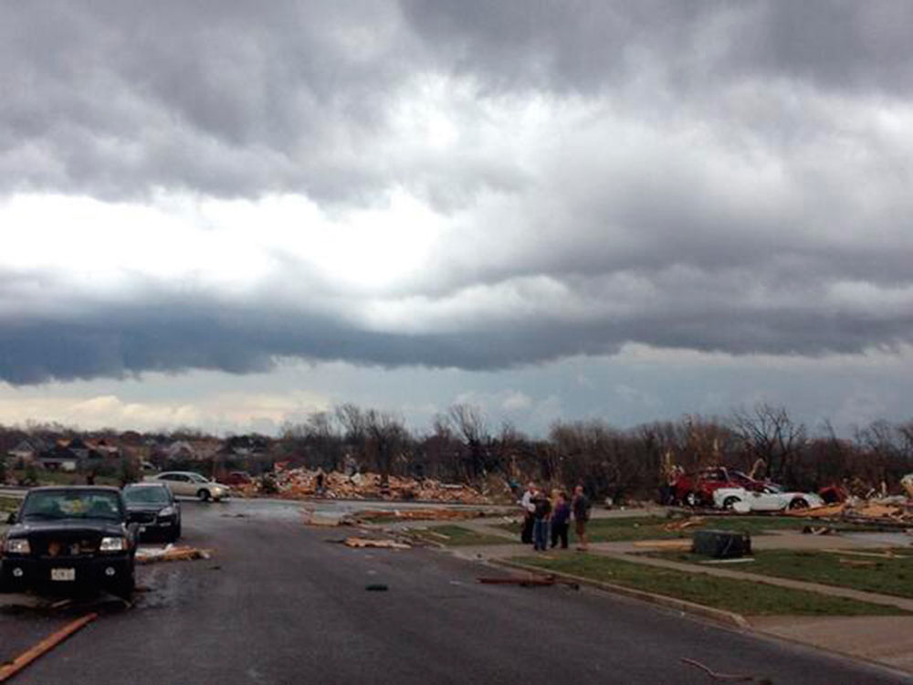 Ola de tornados golpea varios estados de EEUU