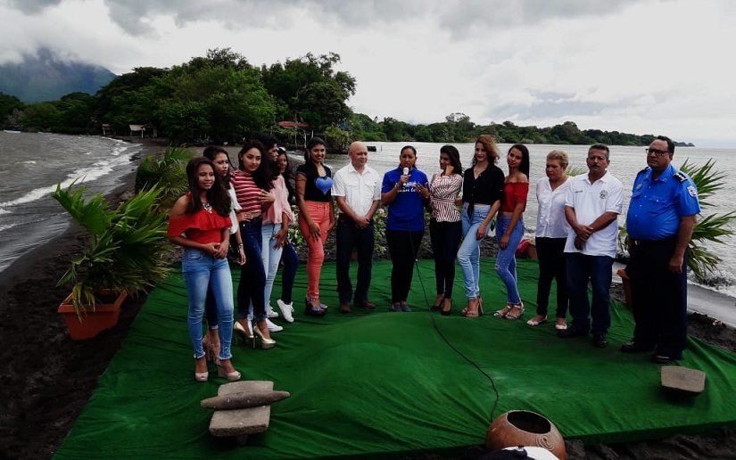 Presentan a candidatas a reina “Rivas Siempre Linda”