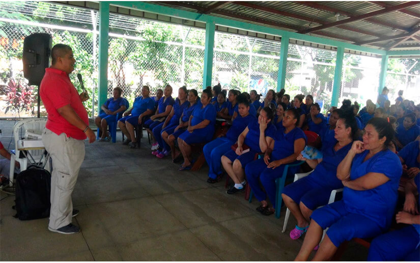 Realizan culto en el Establecimiento Penitenciario Integral de Mujeres de Tipitapa