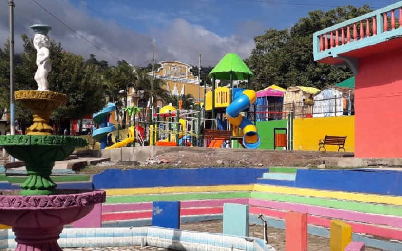 Parque municipal en remodelación en Río Blanco
