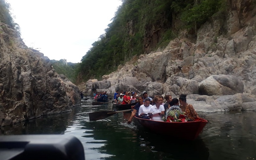 Purísima Acuática en el Cañón de Somoto