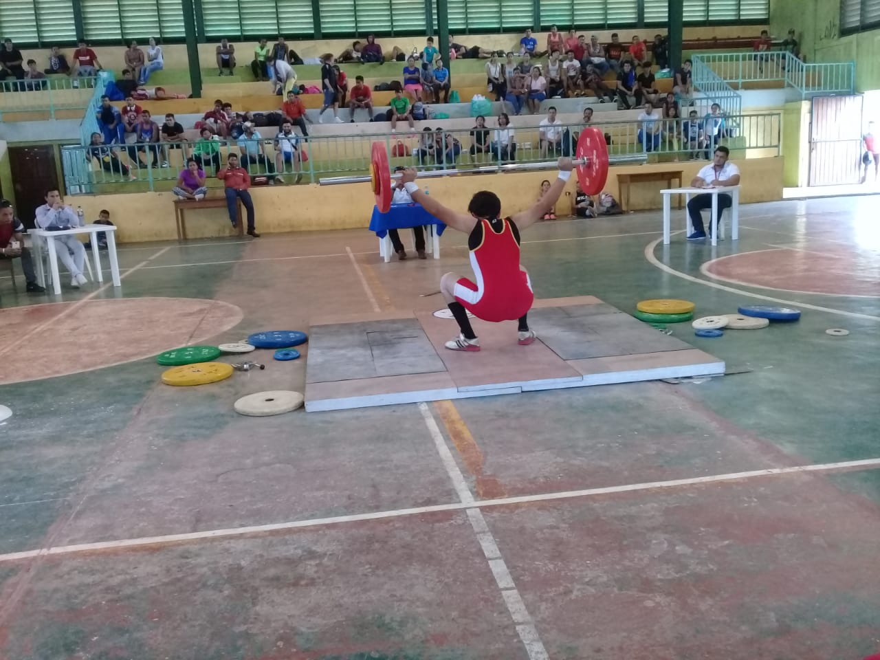 FOTOS: Realizan competencia de pesas en Nueva Guinea