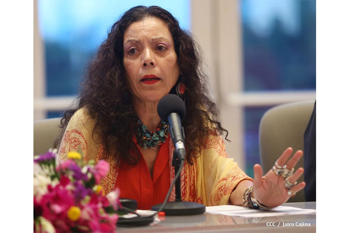 Compañera Rosario: Familias nicaragüenses celebran en reconocimiento y agradecimiento a Dios