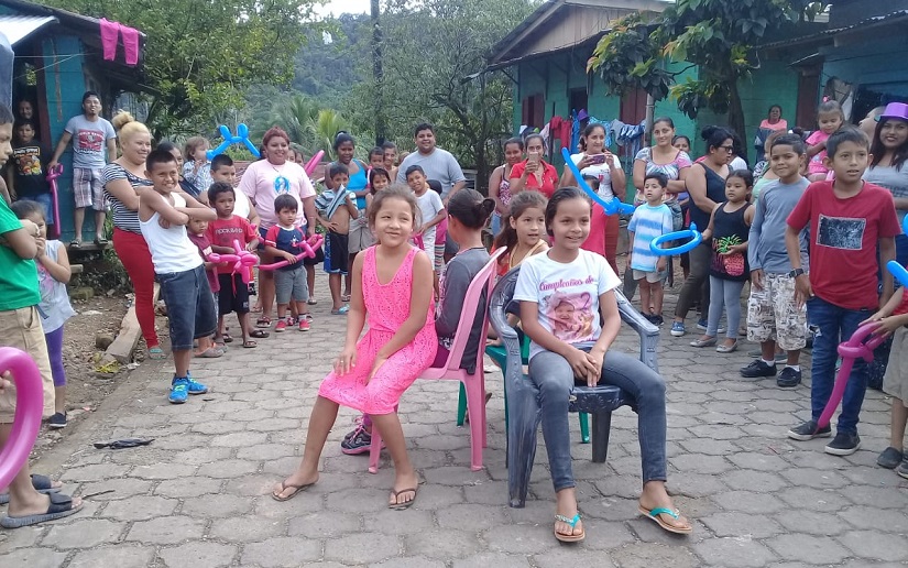 Juventud Sandinista lleva alegría a niños y niñas de Bonanza