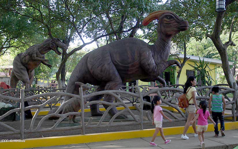 Aproveche sus vacaciones, visite el Parquesaurio y el volcán Masaya