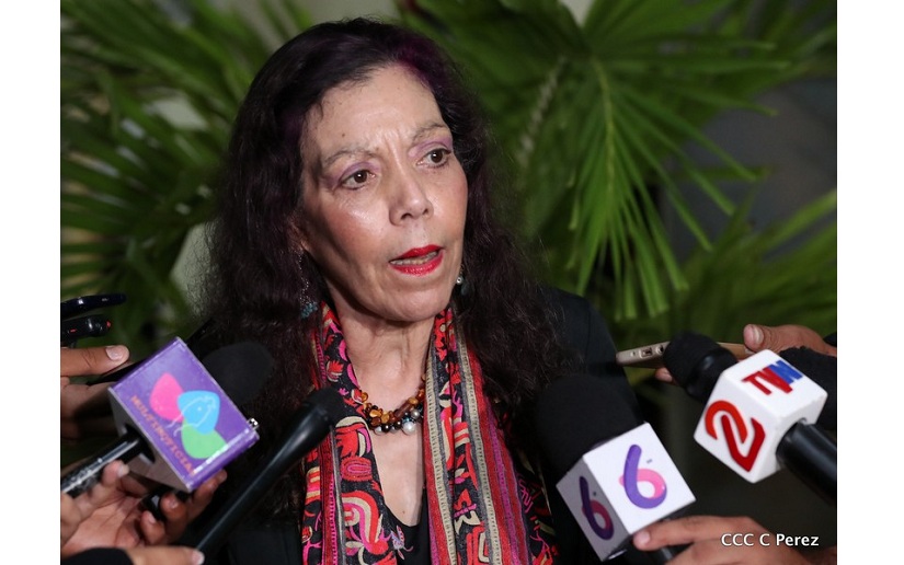 Compañera Rosario Murillo en Multinoticias (8 de Enero del 2019)