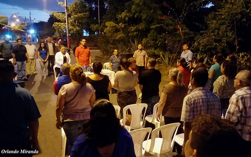 Familias del Distrito VII realizan jornada de oración y bendición por la paz en Nicaragua