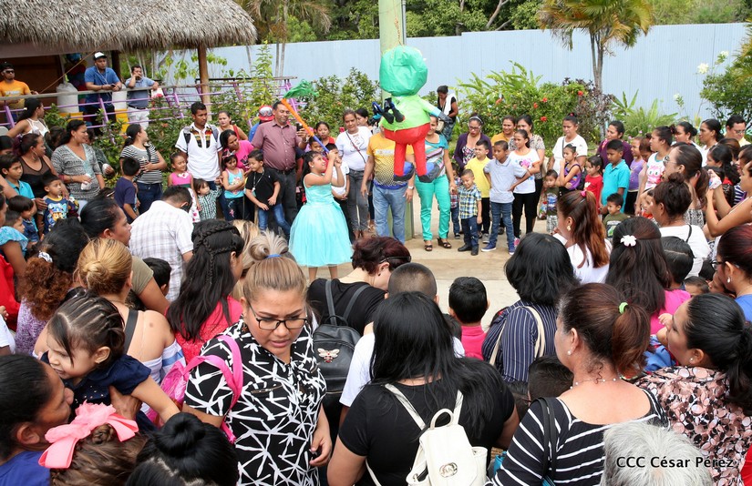 Niños disfrutan de su fiesta de cumpleaños gracias a Tu Nueva Radio Ya