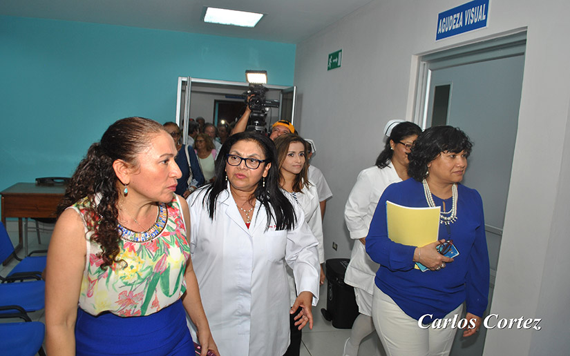 Ministerio de Salud inaugura obras de remodelación del Centro Nacional de Oftalmología