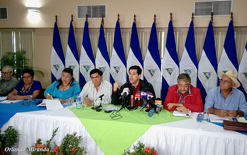 Comisión Económica presenta dictamen de reformas tributarias que protegen los derechos de los nicaraguënses