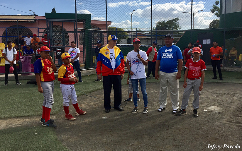 Torneo infantil de béisbol en honor al Comandante Hugo Chávez Frías