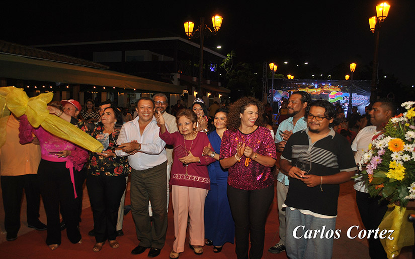 Inauguran Paseo de las Estrellas homenajeando a artistas nicaragüenses