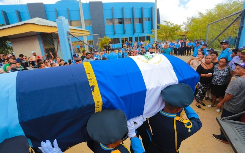 Ocotal realiza homenaje a policía asesinado en cumplimiento de su servicio