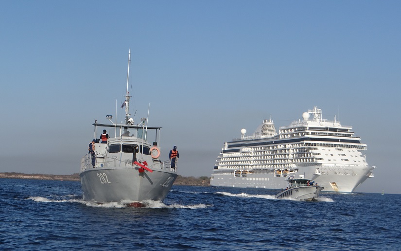 Fuerza Naval brindó protección y seguridad al arribo del crucero Seven Seas Explorer en Puerto Corinto