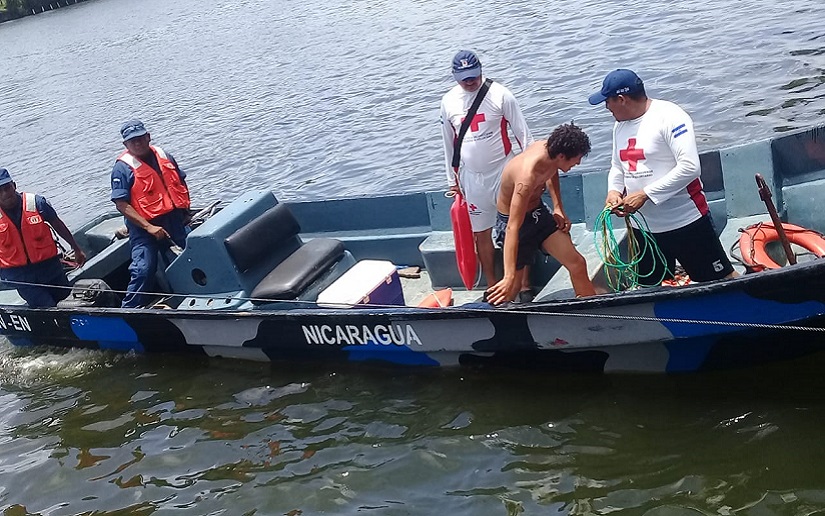 Fuerza Naval brindó seguridad y protección a competencia de canotaje en ciudad El Rama