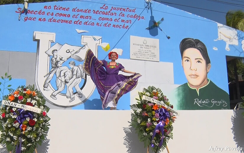 UNAN-Managua devela mural en memoria de Roberto González