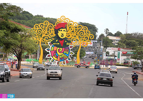 Supervisan avances de construcción de arepera y nuevo tiangue en Avenida de Bolívar a Chávez