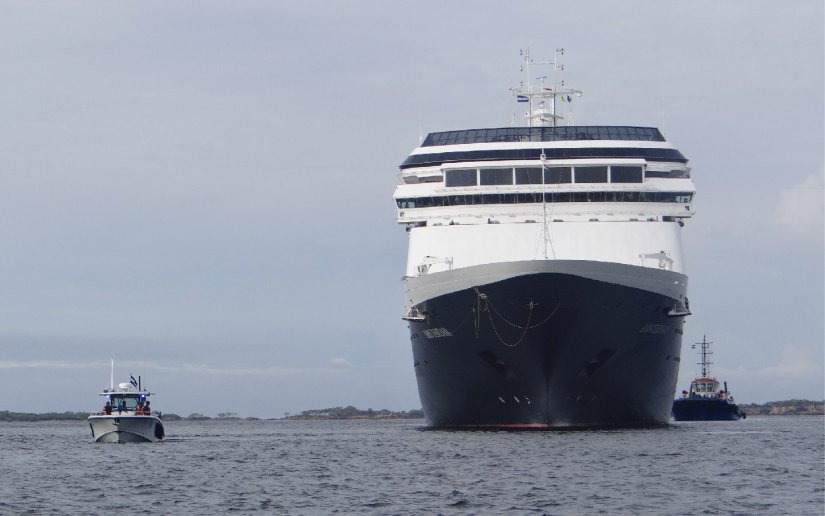 Fuerza Naval brindó protección y seguridad al arribo del crucero Amsterdam en Corinto