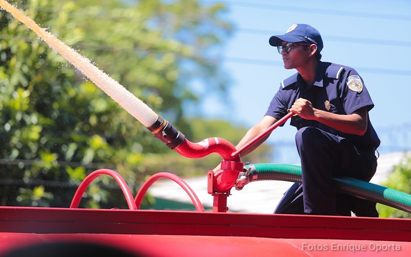 Bomberos Unificados reportan 11 incendios estructurales y hacen recomendaciones