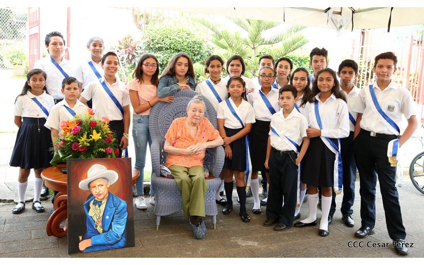 Festejan 86 años de vida de Blanca Segovia Sandino Aráuz 