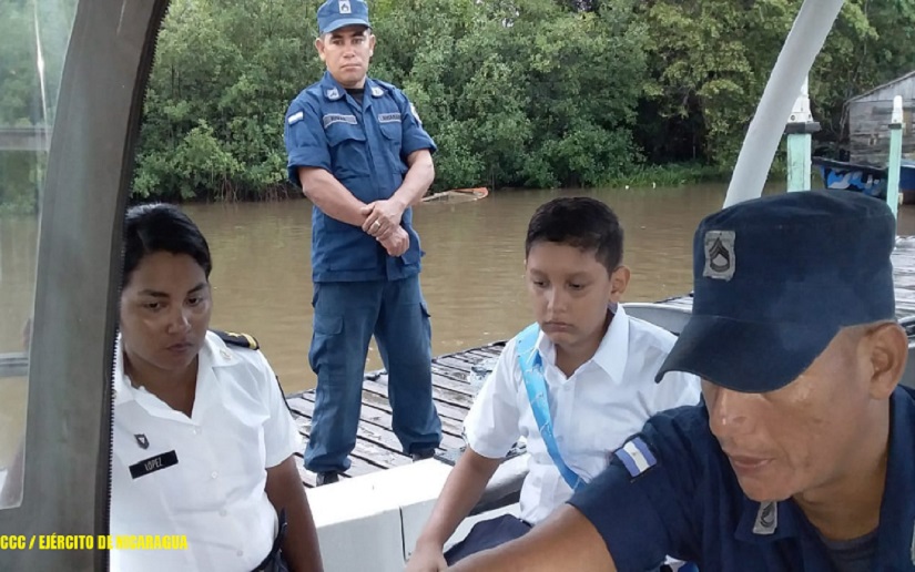 El pequeño Elyel, Jefe Distrito Naval Caribe por un día