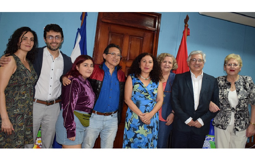 Ministra de Salud se reúne con especialistas chilenos