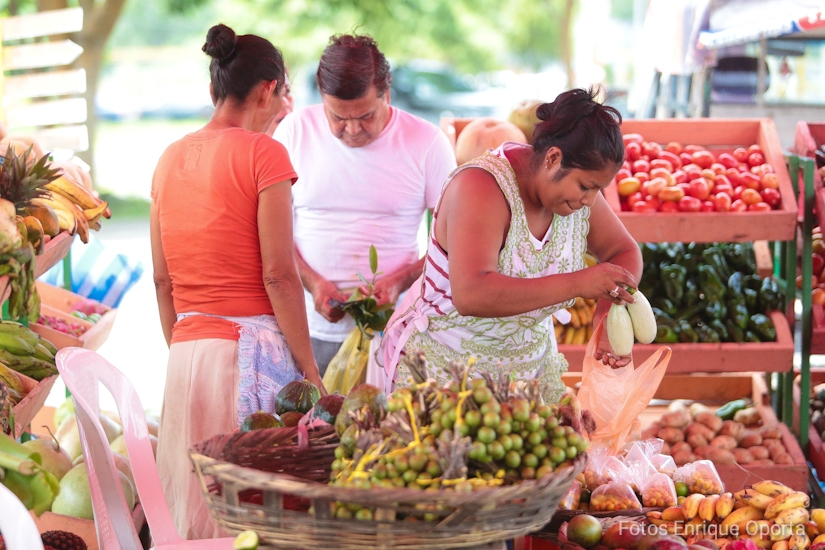 Crece la economía familiar creativa y comunitaria en Nicaragua
