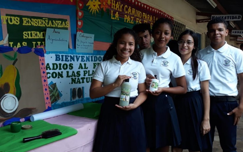 Estudiantes de Chiquilistagua celebran día de la alegría