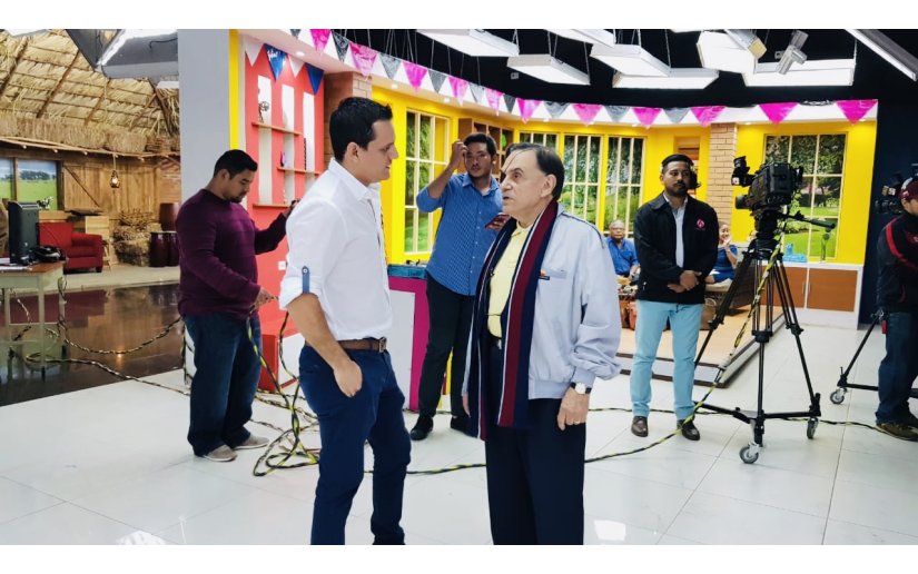 Walter Martínez, director del programa Dossier visita Canal 6