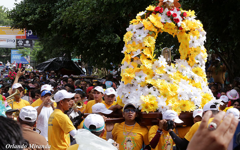 Inician fiestas de Santo Domingo de Guzmán con la tradicional Roza del Camino
